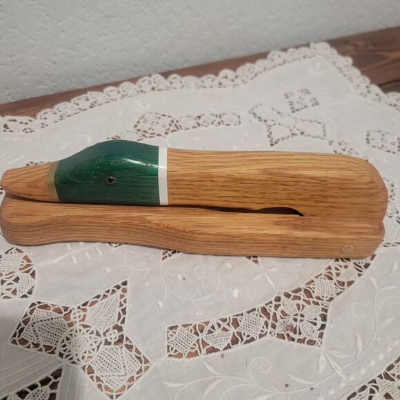 Vtg Wooden Oak Nut Quacker Nut Cracker Mallard Duck Tool Hand Embellished Canada - Picture 3 of 9